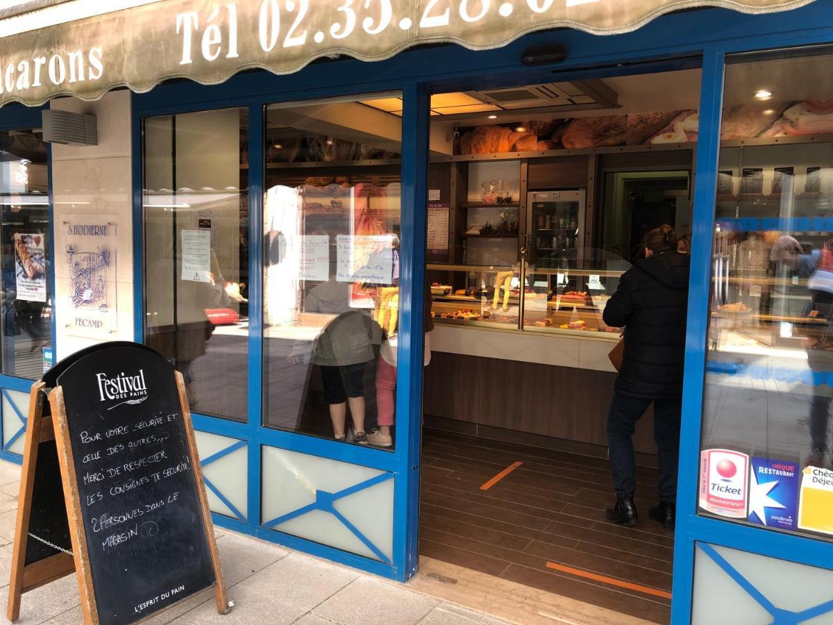 费康Au Coeur Du Marche 4 Etoiles公寓 外观 照片