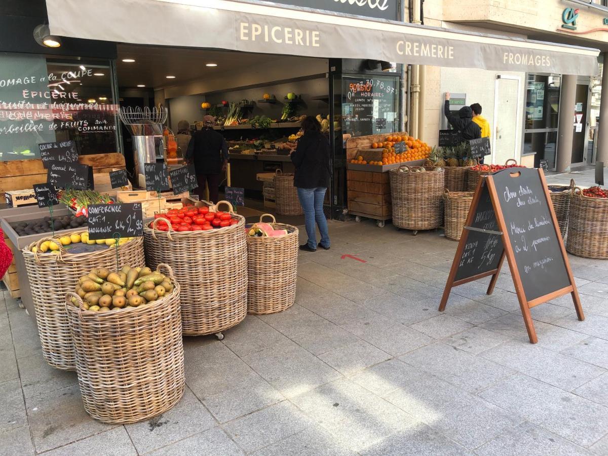 费康Au Coeur Du Marche 4 Etoiles公寓 外观 照片